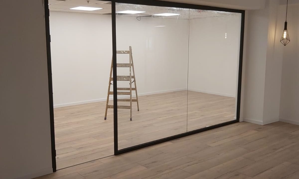 משרד בפארק אפק