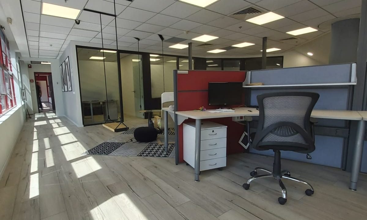 e3949dff-aa77-4524-8c2c-6232a46b0d7e