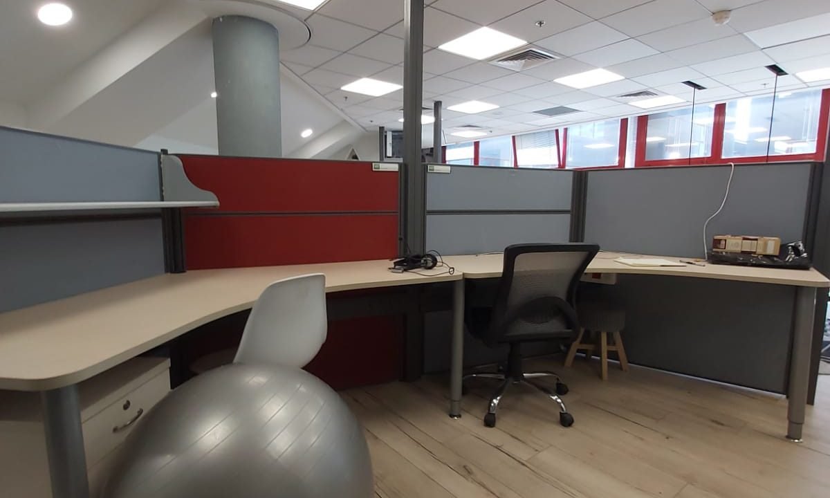 e5dff7b6-b86f-4de9-a75a-7ea88054c1ab