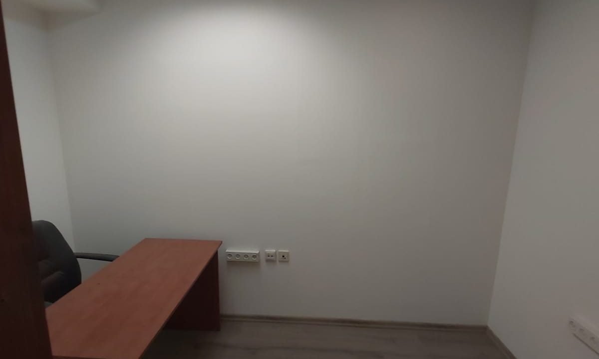 f1930926-0e80-481d-96d0-f6e4d05b02f8