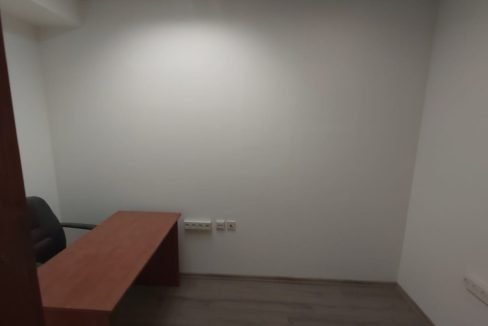 f1930926-0e80-481d-96d0-f6e4d05b02f8