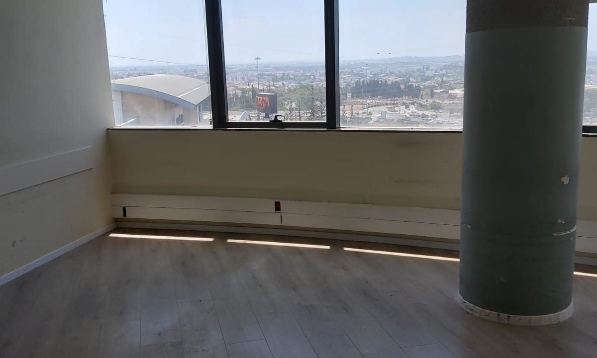 136 מר עמל ראש העין