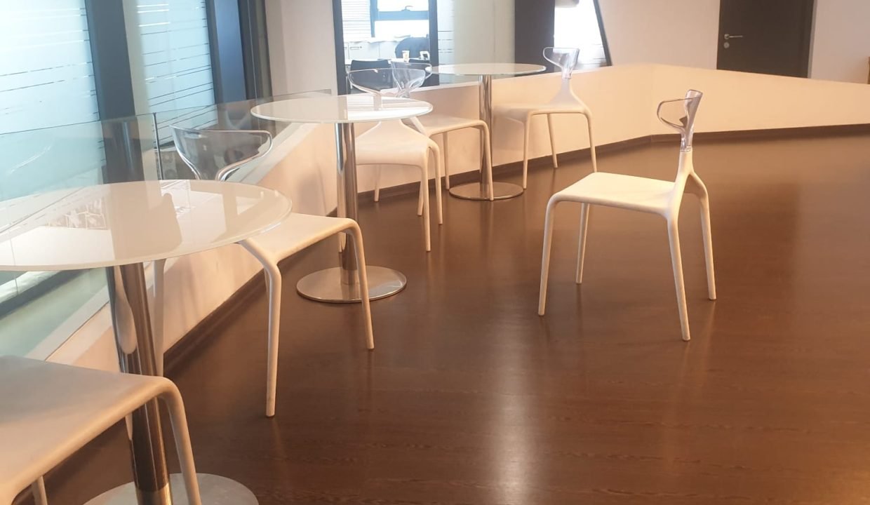 374cd328-57f6-4257-aaf8-a6d9e371a266