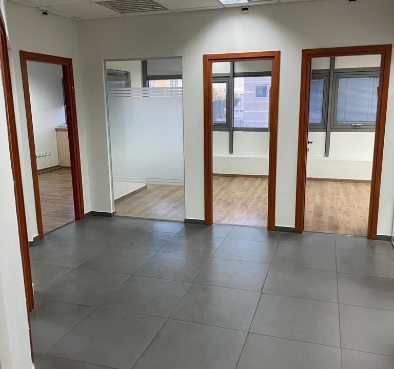 73e4f350-e591-47bb-b0d1-ff0c44094d96