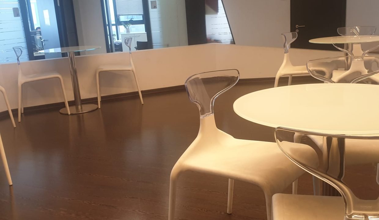 7a87a70d-c308-4dab-9650-33499d18ff12