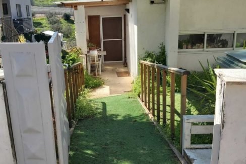 למכירה בשערי תקווה 10