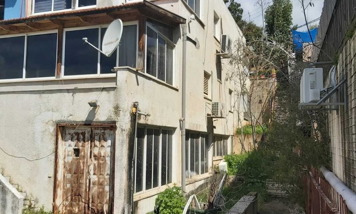 למכירה בשערי תקווה 11