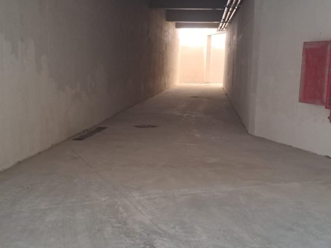 מבנה תעשייה בהר טוב למכירה חדר