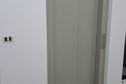 למכירה בהר טוב מבנה תעשייה