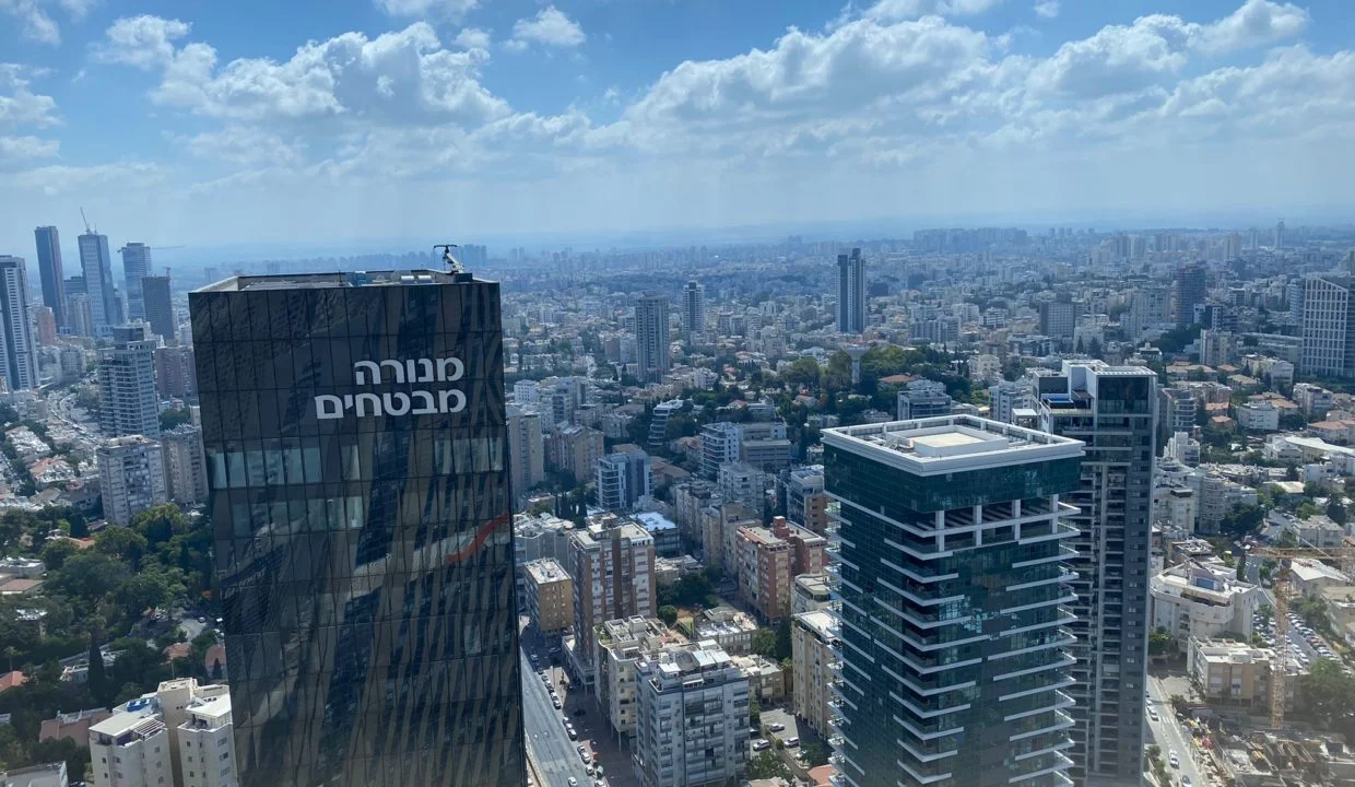 משרד במגדלי משה -1