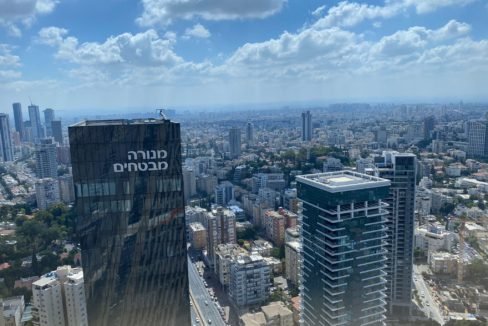 משרד במגדלי משה -1