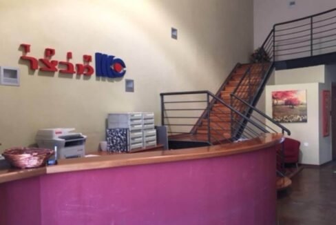 להשכרה מבנה בראש העין-4