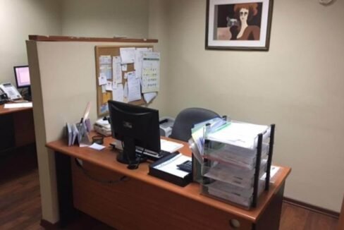 להשכרה מבנה משרדים בראש העין -1