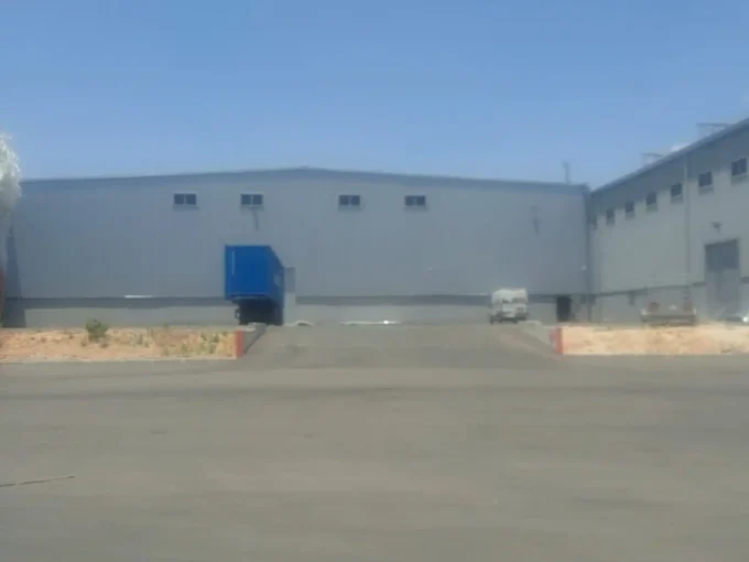 להשכרה מרכז לוגיסטי בשחק