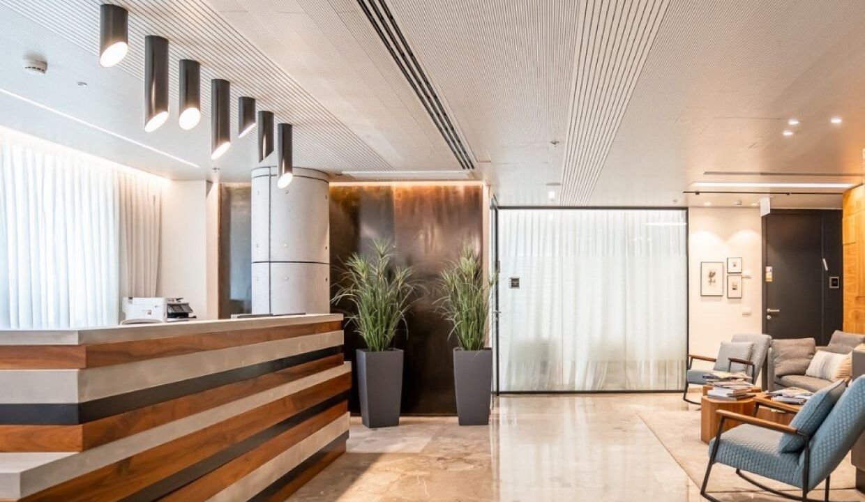 למכירה קומת משרדים בפארק ינאי פתח תקווה