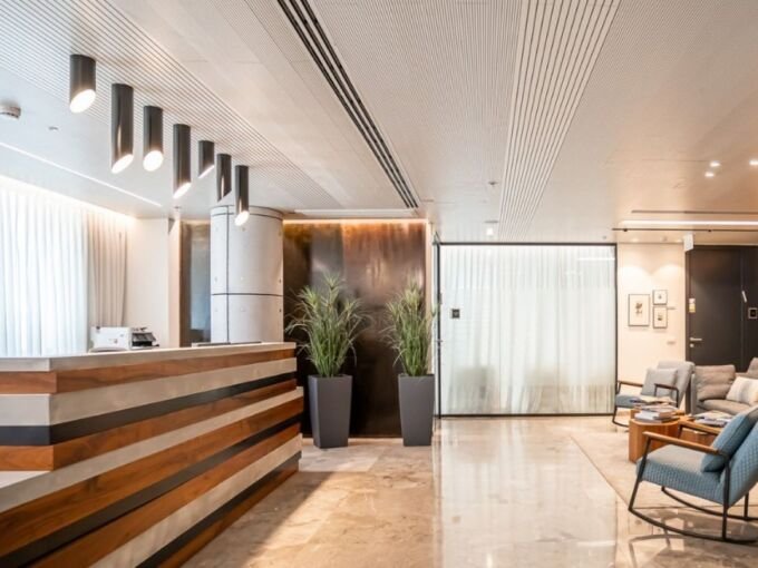 למכירה קומת משרדים בפארק ינאי פתח תקווה