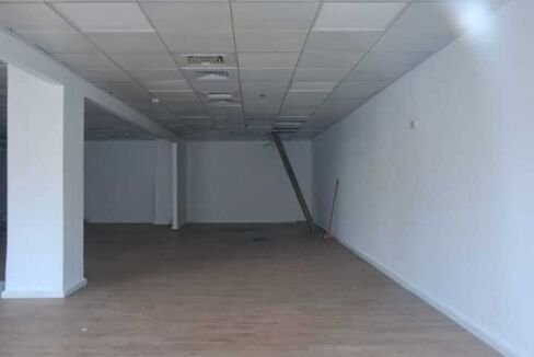 להשכרה חנות בראש העין 140 מ"ר-1