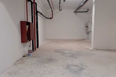 למכירה מחסן בפתח תקווה 615-1