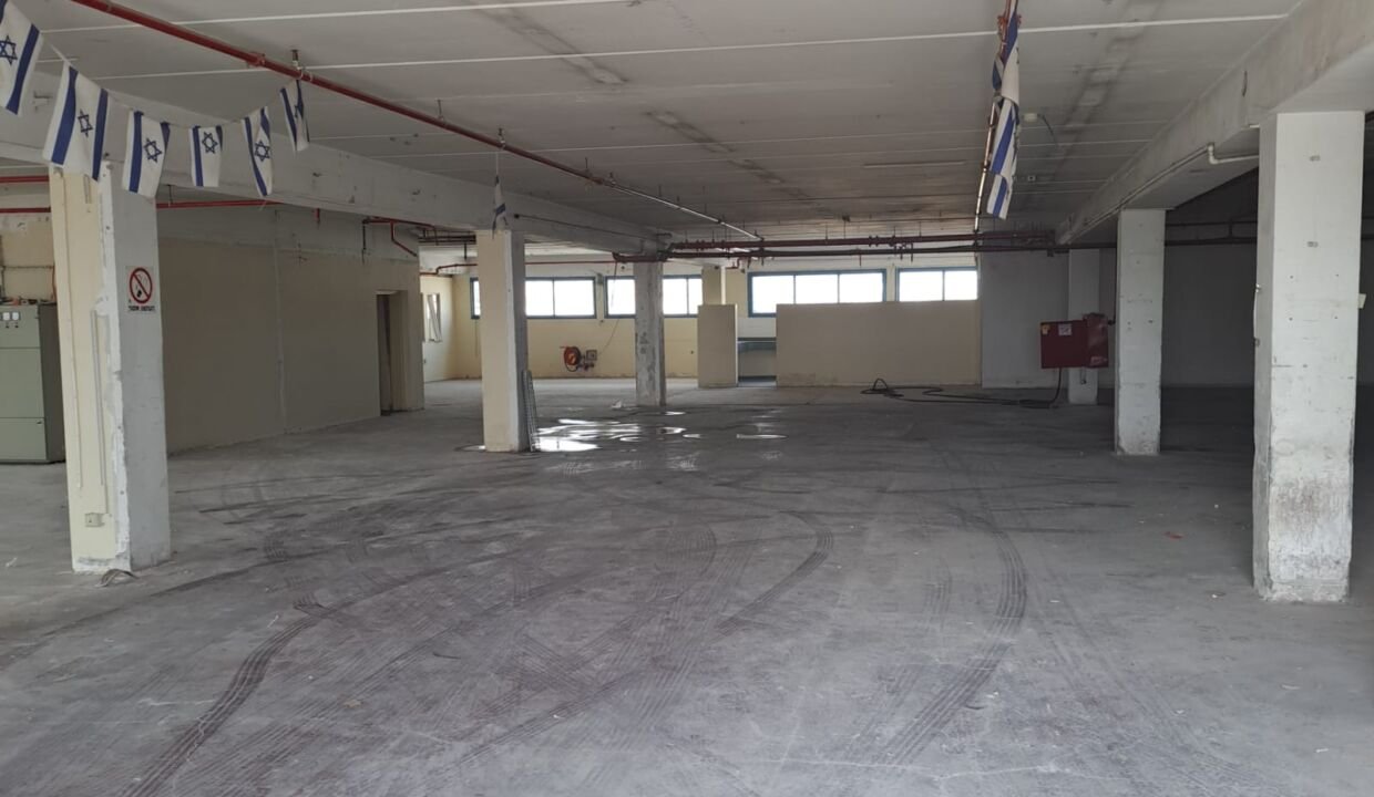 להשכרה מבנה תעשיה בחולון 625 ג