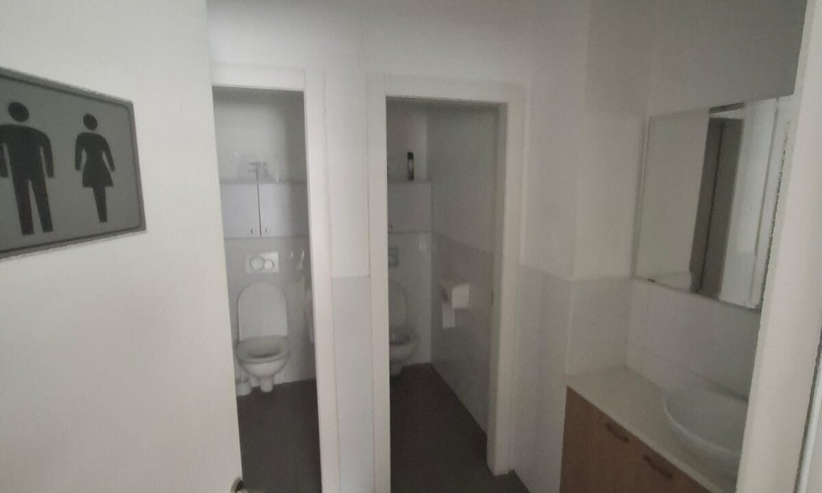 להשכרה משרדים עם יציאה למרפסת בכפר סבא-1