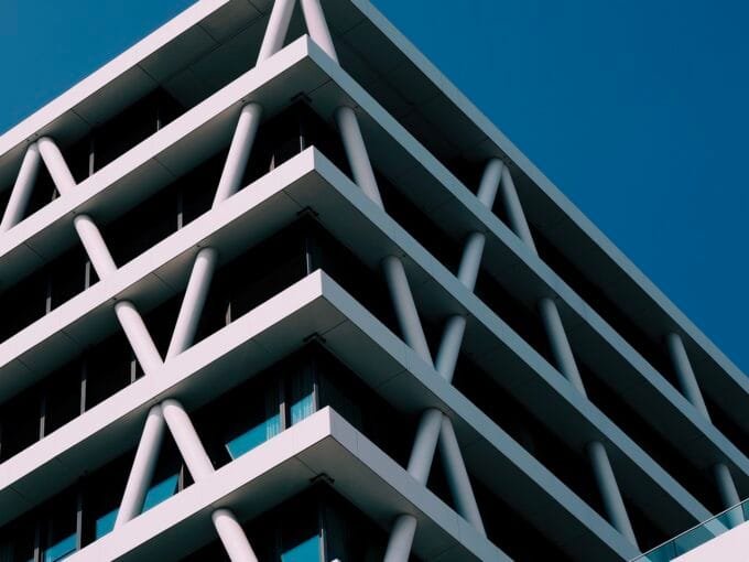 המדריך המלא להשקעה חכמה בשוק הנדל"ן