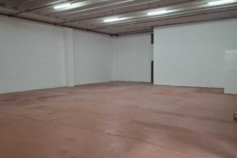 להשכרה מבנה תעשיה מחסן בסגולה פתח תקווה